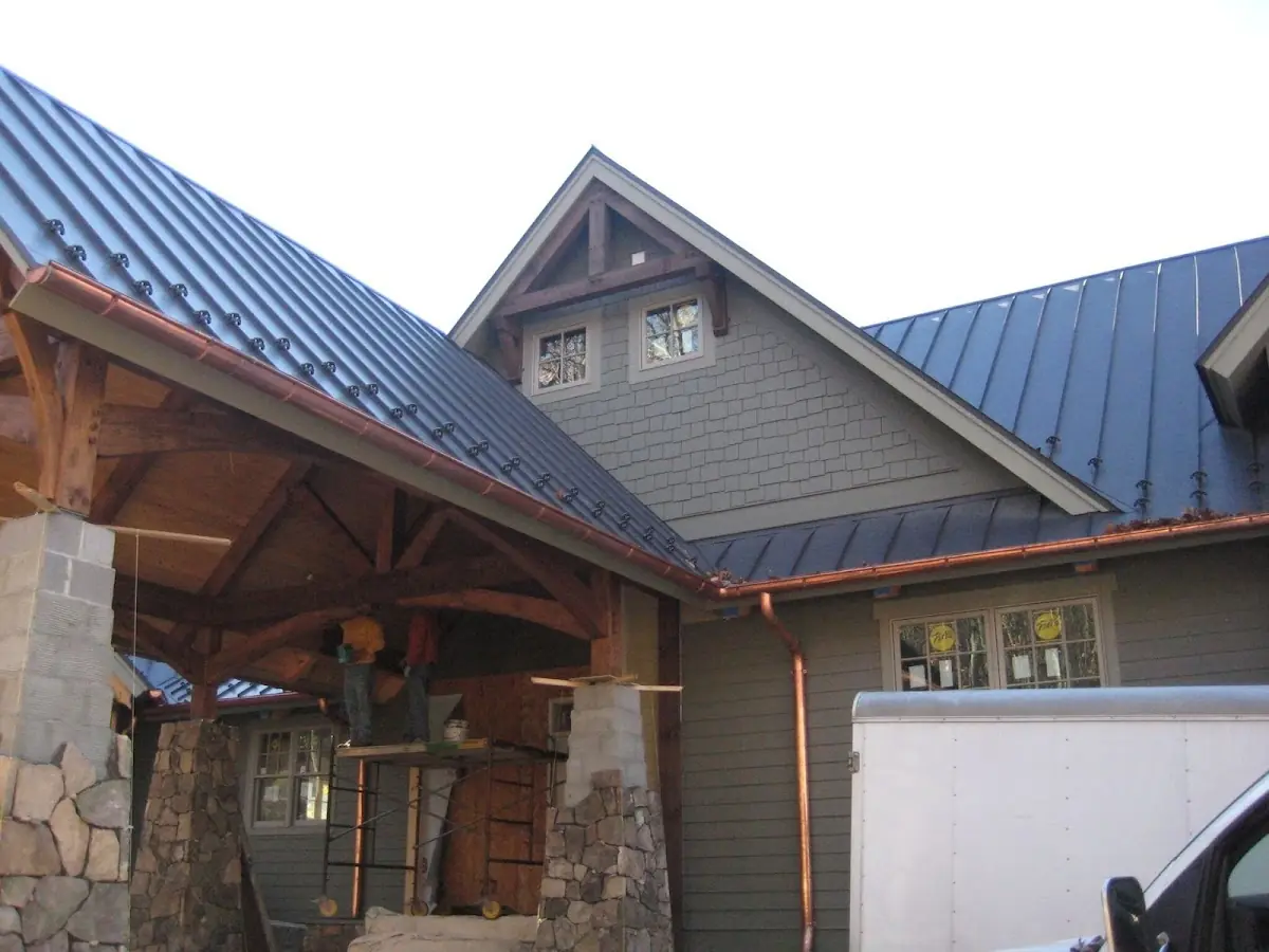 Craftsman Roofing team delivering quality roofing work in Independent Hill